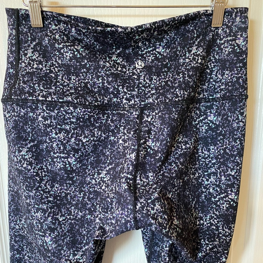 Lululemon Wunder Under full length pants - Picture 4 of 5